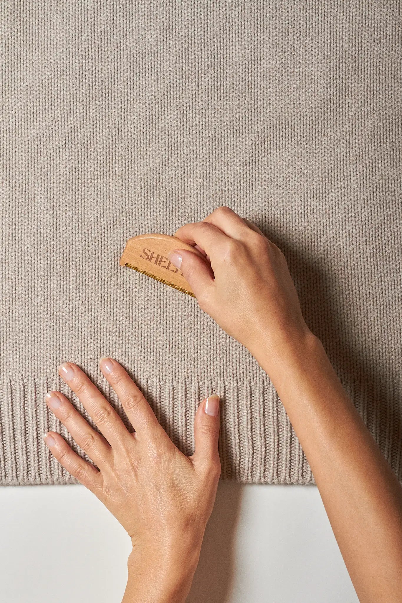 Cashmere Pill Comb